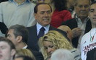 Gia đình Berlusconi có thể bán 30% cổ phần AC Milan