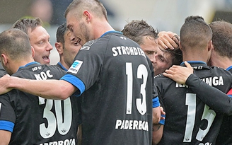 Koln và Paderborn thăng hạng Bundesliga, Greuther Furth đá play-off với Hamburg