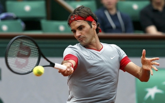 Federer và Serena nhẹ nhàng vào vòng 2 Pháp mở rộng