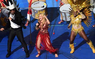 Shakira lên ngôi ‘nữ hoàng Facebook’