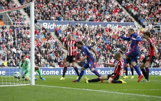 M.U bị Sunderland cầm chân tại sân Ánh Sáng