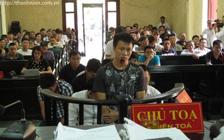 Cầm đầu vụ cá độ ở V.Ninh Bình, Trần Mạnh Dũng lĩnh án 30 tháng tù