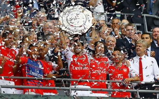 Chùm ảnh Arsenal hạ Man City để giành Siêu Cúp Anh