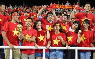 Phát sinh nhiều 'quái chiêu' vào sân xem U.19 Việt Nam mà không cần vé