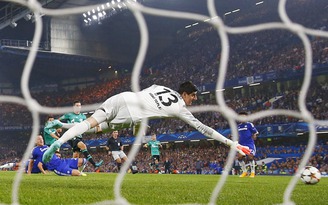 Phung phí cơ hội, Chelsea bị thủ hòa trên sân nhà