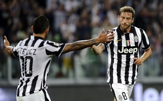 Juventus và AS Roma duy trì thành tích toàn thắng