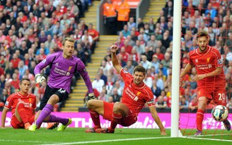 Liverpool bị Aston Villa hạ nhục ngay tại Anfield