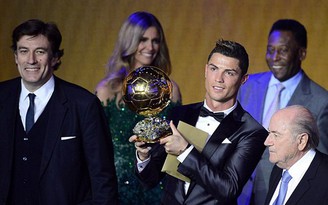 Ronaldo, Messi chuẩn bị vào cuộc đua giành Quả bóng vàng