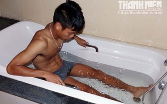 U.19 Việt Nam ngâm đá và mát-xa hồi phục