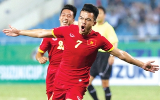 Chủ tịch VFF: 'Tuyển Việt Nam cứ đá sướng mắt người hâm mộ thì… tiền sẽ đến'
