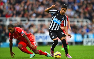 Newcastle tiếp tục hồi sinh với chiến thắng trước Liverpool
