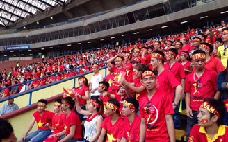 Tuyển Việt Nam ngược dòng thắng Malaysia 2-1 tại 'chảo lửa' Shah Alam