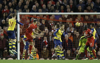 Liverpool và Arsenal cầm chân nhau ở Anfield