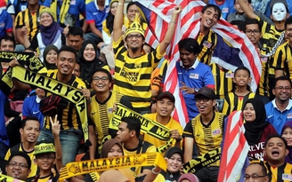 CĐV Malaysia lên tiếng xin lỗi CĐV Việt Nam