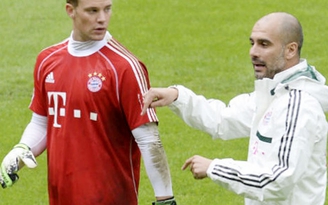 Guardiola bênh vực thủ môn Neuer