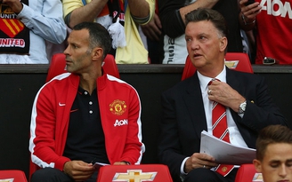 Ryan Giggs và HLV Van Gaal phủ nhận mâu thuẫn