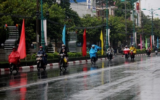 Sau 6 tháng nắng hạn, sáng nay Tây Ninh đã có mưa