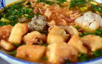 Bún tóp mỡ, huyền thoại của con nhà nghèo