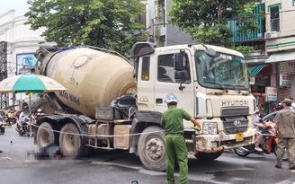 Quảng Ngãi: Va chạm với xe bồn chở bê tông, 1 người tử vong