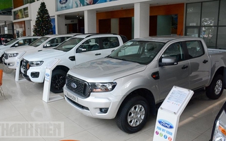 Sức mua xe bán tải tăng 6%, Ford Ranger bứt phá bỏ xa Mitsubishi Triton