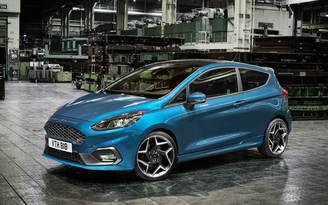 Ford hé lộ Fiesta ST thế hệ mới, ‘xế nhỏ nhưng có võ’