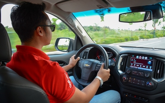 5 tính năng an toàn trên ô tô hỗ trợ đắc lực người lái