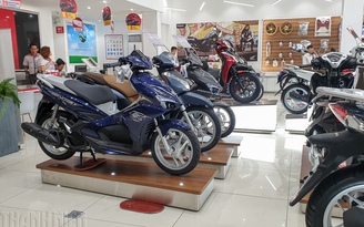 Sức mua sụt giảm, kéo giá bán xe máy tại Việt Nam ‘hạ nhiệt’