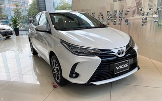 Ra đại lý, giá bán Toyota Vios 2021 giảm nhẹ cạnh tranh Honda City, Hyundai Accent