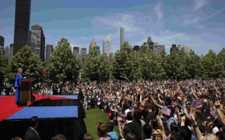 Tranh cãi về vùng cấm bay tại sự kiện tranh cử của bà Hillary Clinton