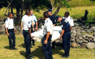 Malaysia: Chắc chắn mảnh vỡ ở Reunion là của Boeing 777