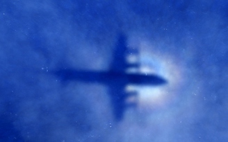 Mảnh vỡ thứ hai tại Reunion có thể không phải của MH370