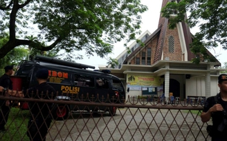 Indonesia bắt giữ nghi phạm tấn công khủng bố tại nhà thờ