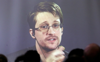 Nga tính trả Edward Snowden về Mỹ làm 'quà' cho Tổng thống Trump