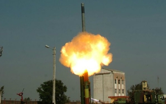 Ấn Độ nâng cấp thành công tên lửa Brahmos có tầm bắn 450 km