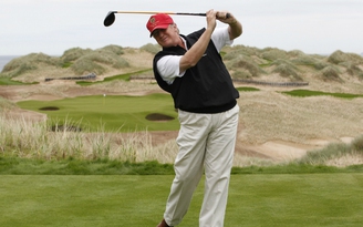 Nhậm chức 7 tuần, Tổng thống Trump chơi golf 9 lần
