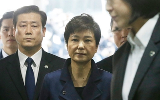 Tòa án phong tỏa tài sản bà Park Geun-hye