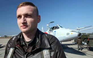 Phi công bị Nga tố bắn rơi MH17 tự sát