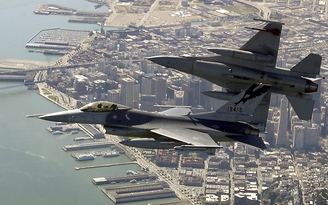 Máy bay lạ xâm nhập thủ đô Washington, F-16 phải lên chặn