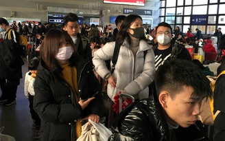 Chuyên gia Trung Quốc: vi rút corona có thể lây ở khoảng cách 2 m