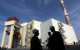 Iran nói đạt thỏa thuận để Mỹ dỡ bỏ cấm vận