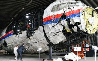 Phiên tòa xử 3 người Nga liên quan vụ bắn rơi máy bay MH17 bắt đầu xem xét bằng chứng