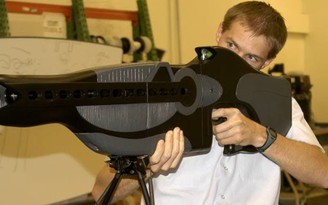 Hải quân Mỹ chế tạo vũ khí laser cỡ nhỏ