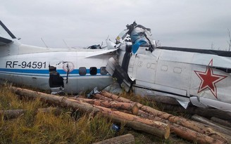Máy bay chở người nhảy dù bị rơi tại Nga, 16 người thiệt mạng