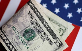 Thâm hụt ngân sách Mỹ giảm còn 2.800 tỉ USD