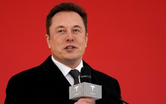 Tỉ phú Elon Musk tính nghỉ việc để làm ngôi sao mạng xã hội?