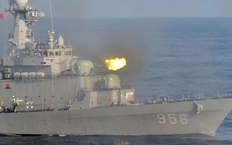 Hải quân Hàn Quốc bắn cảnh cáo tàu tuần tra Triều Tiên