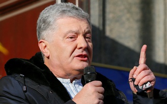 Cựu tổng thống nói thỏa thuận Minsk giúp Ukraine 'câu giờ' để tái thiết quân đội