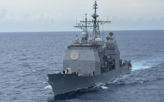 Tàu chiến Mỹ đi qua eo biển Đài Loan giữa căng thẳng