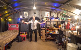 YouTuber Anh xây hầm trú ẩn tránh Covid-19 từ 5 năm trước