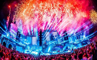 Thưởng thức đại tiệc âm nhạc điện tử Tomorrowland tại nhà